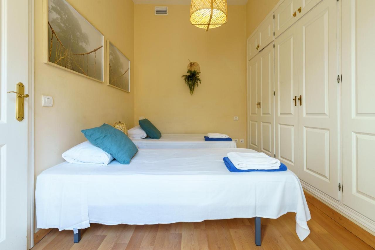 Bright Two-Bedroom Apartment In The Historic Center มาลากา ภายนอก รูปภาพ